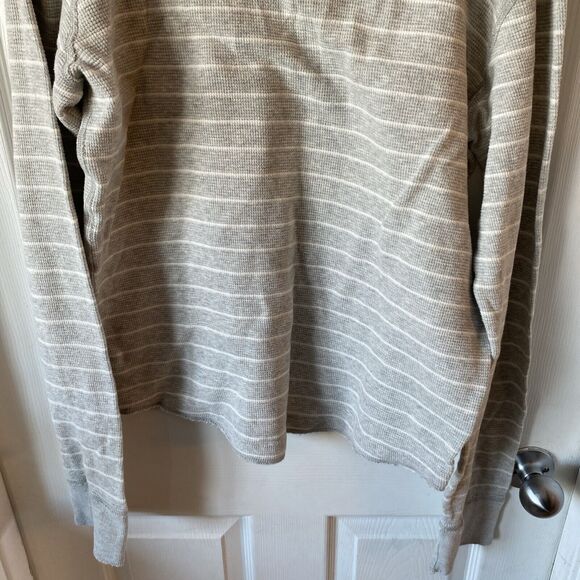 Abercrombie & Fitch Men’s XL Thermal Sweater Muscle Grey Striped Pullover - Picture 8 of 10